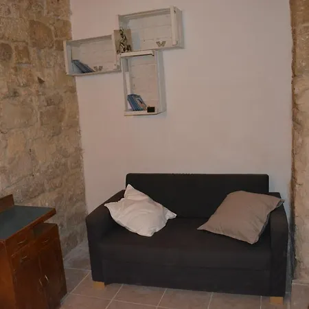 Lägenhet Palazzo Di Citta Flat